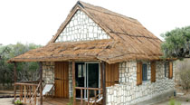 Valahantsaka resort Madagascar - Bungalow EUFORBIA esterno